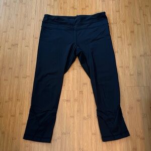 Lululemon Athletica Midnight Black Cropped Leggings